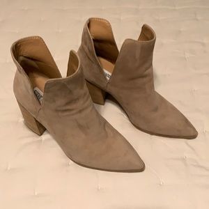 Steve Madden Bootie